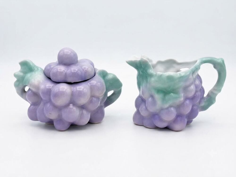 Rare Vintage Royal Bayreuth Bavaria Grape Creamer & Covered Sugar Bowl Set
